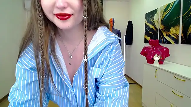 Snapshot of NicoleFoxery chatting on 02.13.25 NicoleFoxery online show from 02.13.25