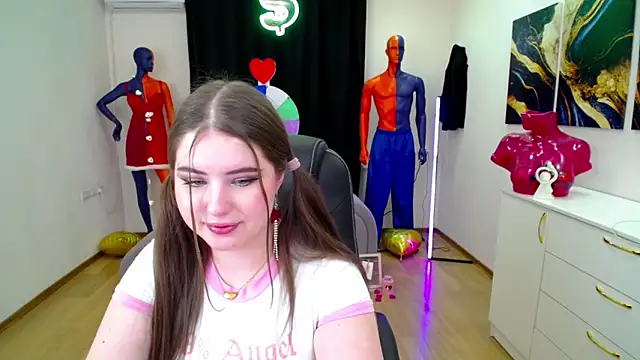 Snapshot of NicoleFoxery chatting on 02.17.25 NicoleFoxery online show from 02.17.25