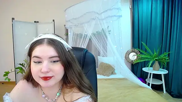 Snapshot of NicoleFoxery chatting on 03.12.25 NicoleFoxery online show from 03.12.25