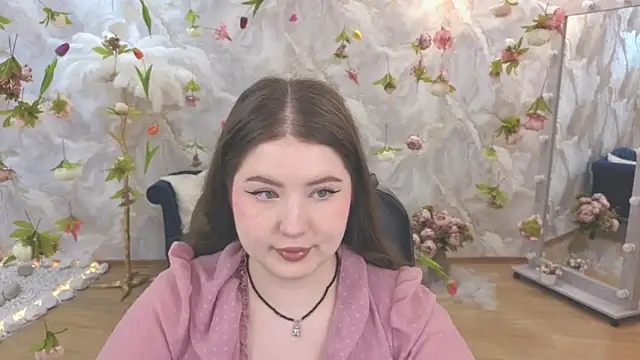 Snapshot of NicoleFoxery chatting on 06.18.26 NicoleFoxery online show from 06.18.26