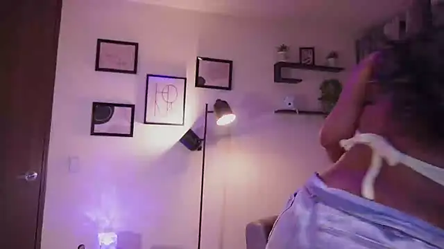 Isabella dior online show from 09.28.25