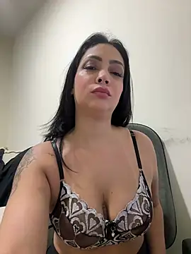 Snapshot of NathFox chatting on 06.15.26 NathFox online show from 06.15.26