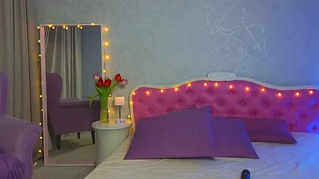 Ariana Petite online show from 03.09.25