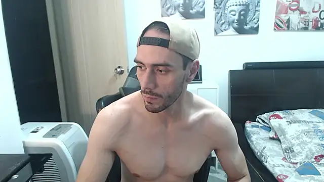 Snapshot of samuelgarcia_ chatting on 12.26.24 samuelgarcia online show from 12.26.24