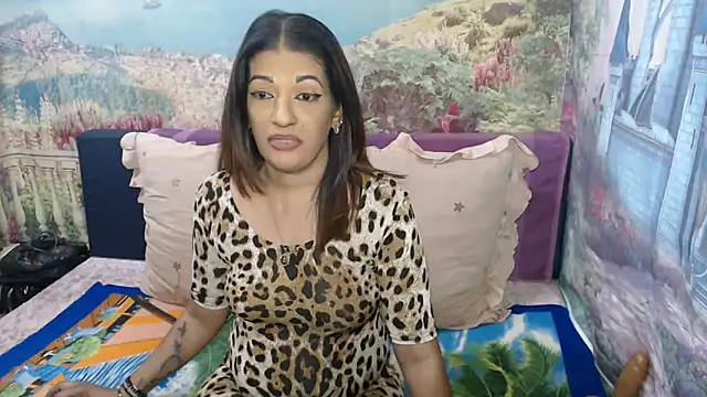 Snapshot of indianaqua chatting on 11.10.25 indianaqua online show from 11.10.25