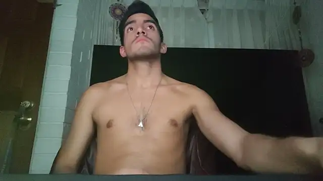 Snapshot of TommyMomentum chatting on 02.03.26 TommyMomentum online show from 02.03.26