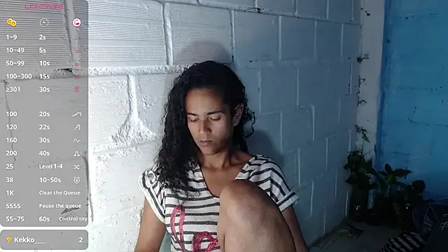 jasminne  online show from 10.17.25