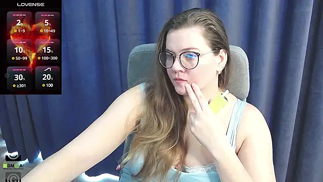 KellyKleine online show from 03.04.25