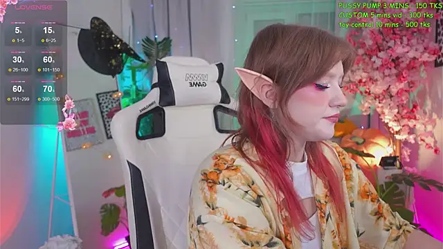 Snapshot of Crazy_Wine chatting on 10.28.25 Crazy Wine online show from 10.28.25