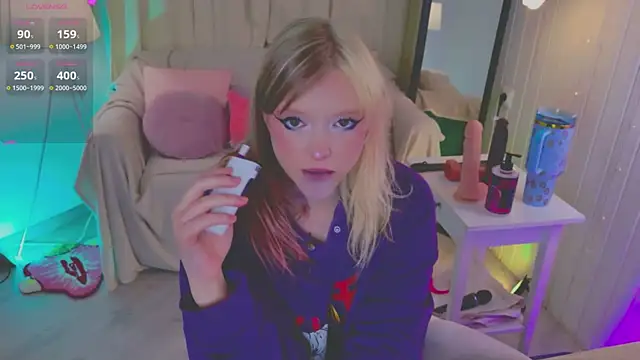 Crazy Wine online show from 04.21.26