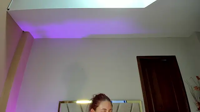 JupiteFox online show from 04.01.26