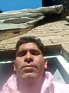 Snapshot of SunnyleoneBG chatting on 12.21.24 SunnyleoneBG online show from 12.21.24