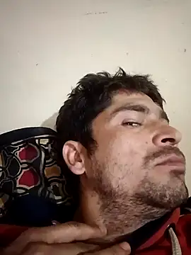 Snapshot of SunnyleoneBG chatting on 01.04.25 SunnyleoneBG online show from 01.04.25