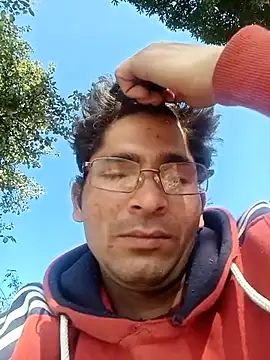 Snapshot of SunnyleoneBG chatting on 02.07.25 SunnyleoneBG online show from 02.07.25