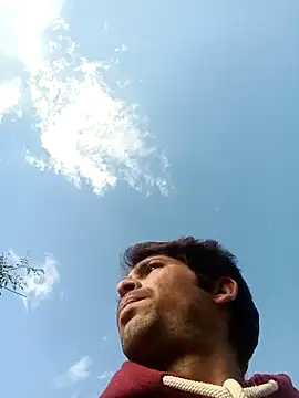 Snapshot of SunnyleoneBG chatting on 02.10.25 SunnyleoneBG online show from 02.10.25