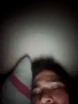 Snapshot of SunnyleoneBG chatting on 02.14.25 SunnyleoneBG online show from 02.14.25