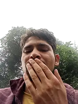 Snapshot of SunnyleoneBG chatting on 09.15.25 SunnyleoneBG online show from 09.15.25