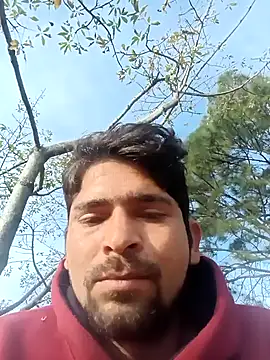 Snapshot of SunnyleoneBG chatting on 12.04.25 SunnyleoneBG online show from 12.04.25