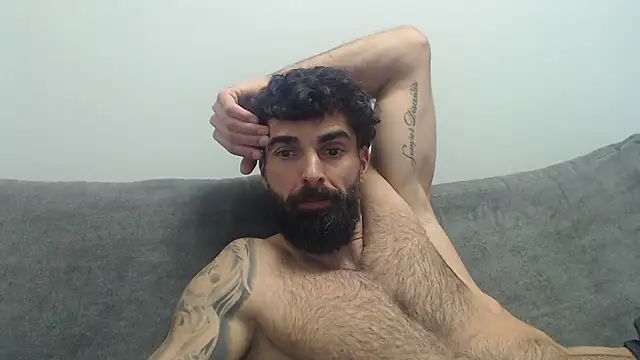 Snapshot of Verycutex chatting on 02.11.26 Verycutex online show from 02.11.26