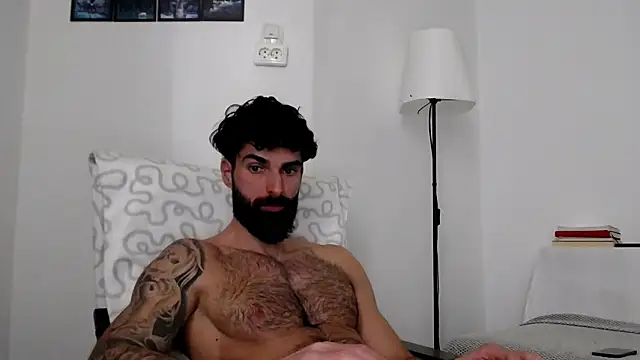 Snapshot of Verycutex chatting on 02.20.26 Verycutex online show from 02.20.26