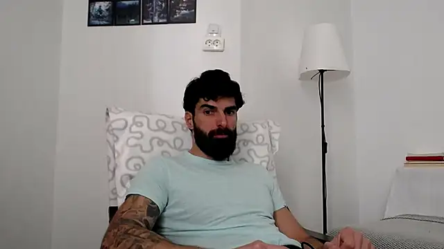 Snapshot of Verycutex chatting on 02.23.26 Verycutex online show from 02.23.26