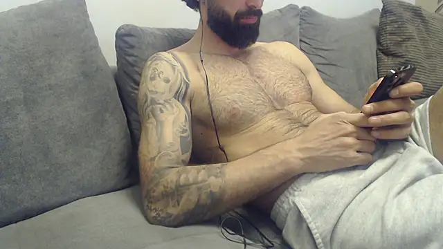 Snapshot of Verycutex chatting on 04.26.26 Verycutex online show from 04.26.26