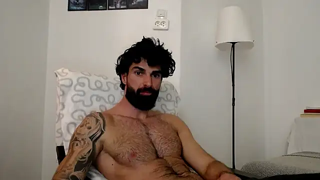 Snapshot of Verycutex chatting on 04.27.26 Verycutex online show from 04.27.26