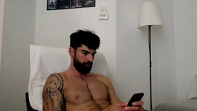 Snapshot of Verycutex chatting on 05.27.26 Verycutex online show from 05.27.26