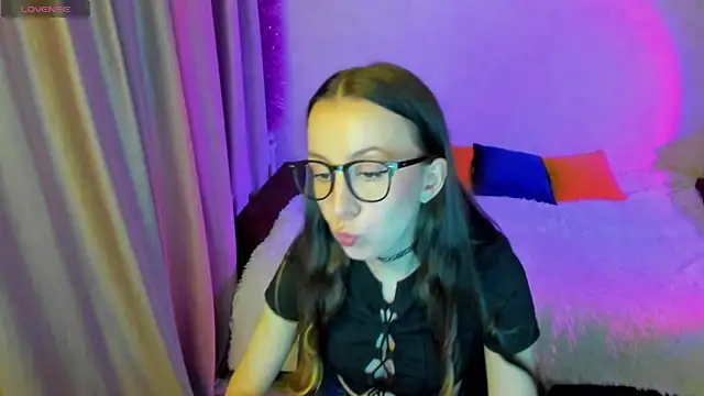 CurlySteph online show from 09.26.25