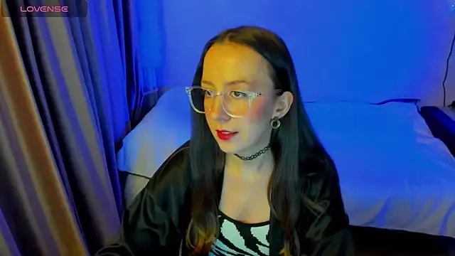 CurlySteph online show from 03.06.26