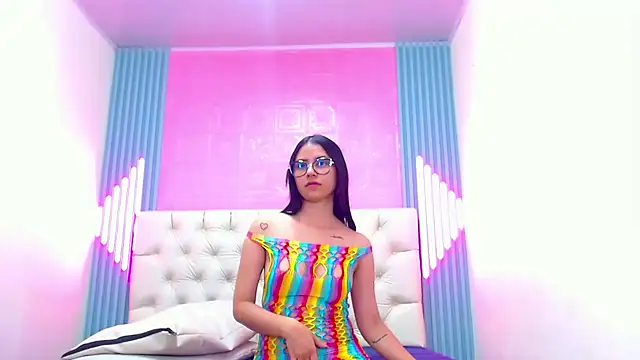 Snapshot of Dona_and_Carl chatting on 12.11.24 Dona and Carl online show from 12.11.24