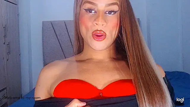 Snapshot of Valenntyna chatting on 04.26.26 Valenntyna online show from 04.26.26