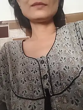 Snapshot of Manjushri35 chatting on 01.05.25 Manjushri35 online show from 01.05.25