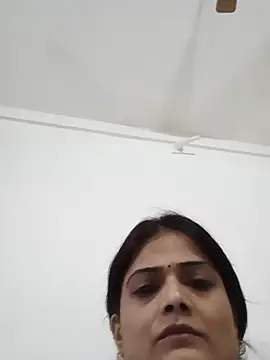 Snapshot of Manjushri35 chatting on 02.21.25 Manjushri35 online show from 02.21.25