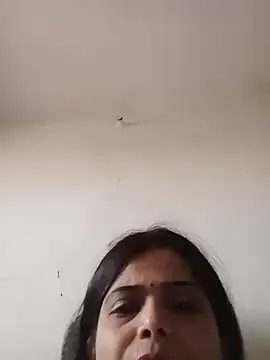 Snapshot of Manjushri35 chatting on 02.21.25 Manjushri35 online show from 02.21.25