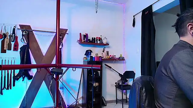 Snapshot of boy_n_girl chatting on 12.22.24 boy n girl online show from 12.22.24