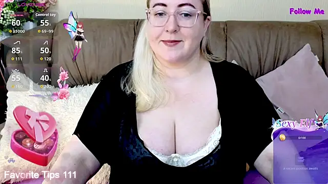 Snapshot of Ginesia chatting on 05.24.26 Ginesia online show from 05.24.26