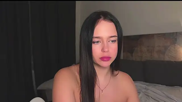 Megan Nilson online show from 02.06.25