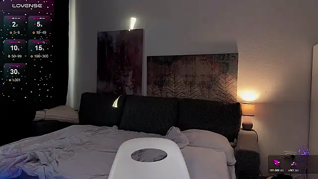 Megan Nilson online show from 03.15.25