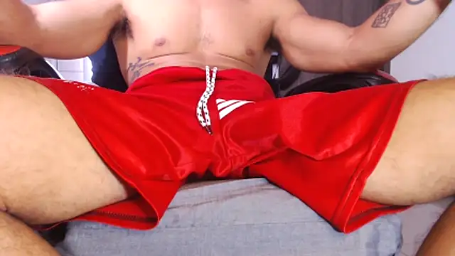 Snapshot of ErosFindomKing chatting on 04.24.26 ErosFindomKing online show from 04.24.26