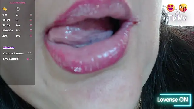 Kerly Doll online show from 02.25.25