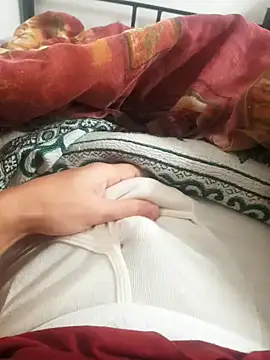 Snapshot of Ummfuss1 chatting on 12.13.24 Ummfuss1 online show from 12.13.24