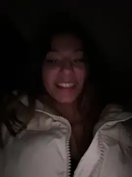  MiaQueen  online show from 12.14.24