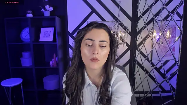 KylieMellow online show from 03.05.25