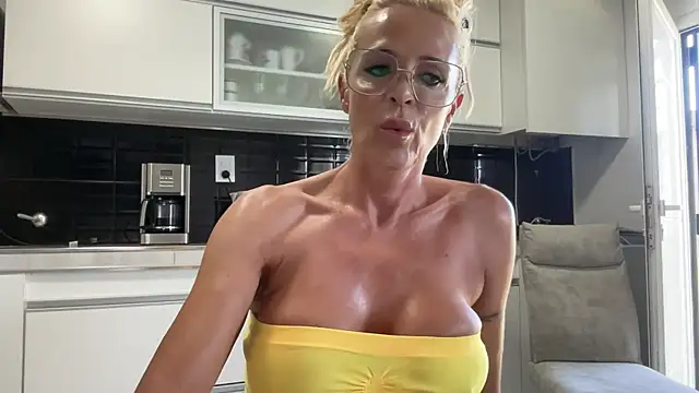 Reyna63 online show from 01.14.26