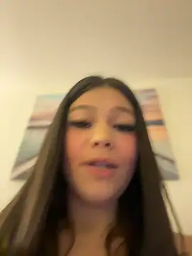 Snapshot of Alyshanon18 chatting on 02.06.25 Alyshanon18 online show from 02.06.25