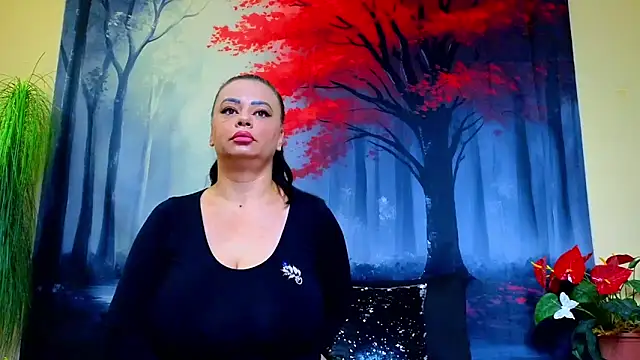 ElizabethEven online show from 10.14.25