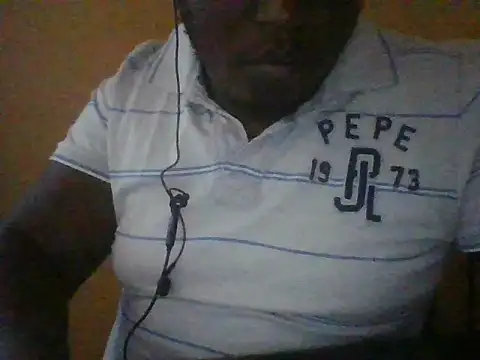 Snapshot of honeyswit chatting on 09.09.25 honeyswit online show from 09.09.25