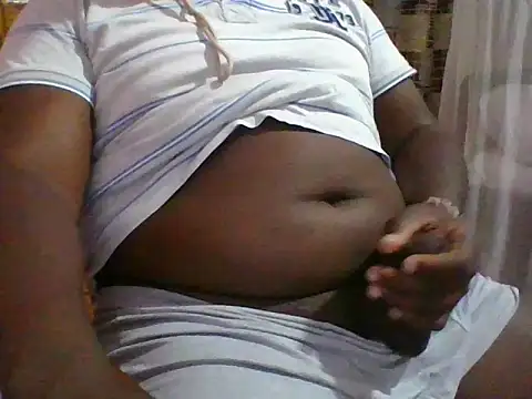 Snapshot of honeyswit chatting on 09.16.25 honeyswit online show from 09.16.25