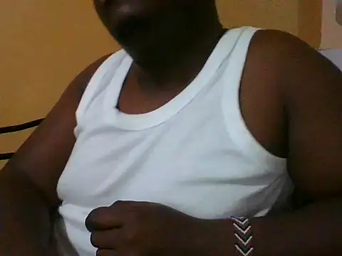 Snapshot of honeyswit chatting on 10.01.25 honeyswit online show from 10.01.25